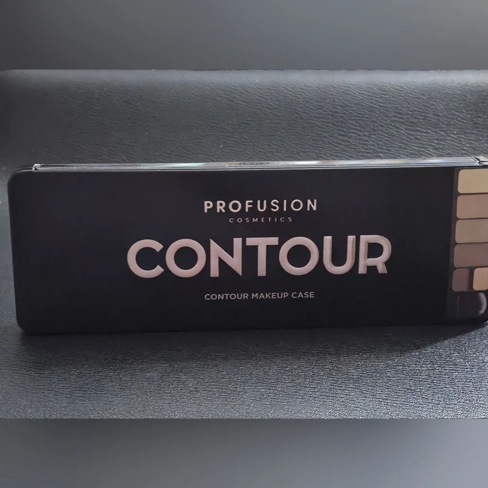 Profusion Cosmetics Six Shade Contour Palette and Brush